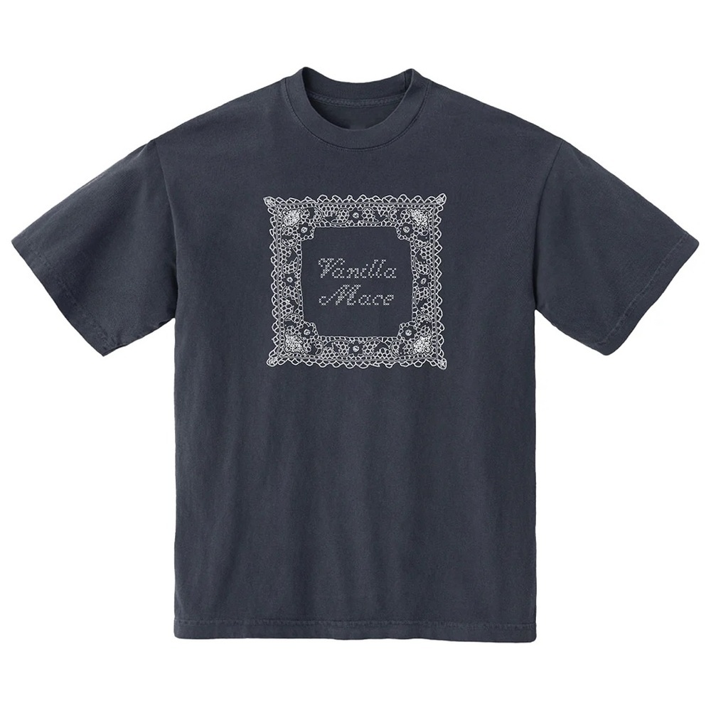 VANILLA'S VILLA Lace Tee